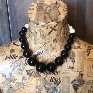 Stella & Dot | beaded necklace